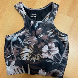 STRONGER bra/crop top